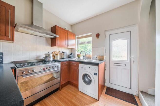Fitted-Kitchen-