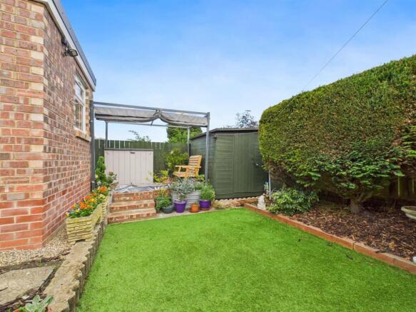 garden 2.jpg