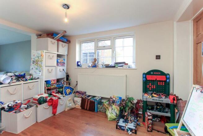 Photo 16