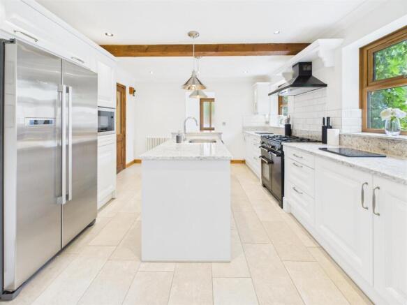 OPEN PLAN KITCHEN/BREAKFAST ROOM