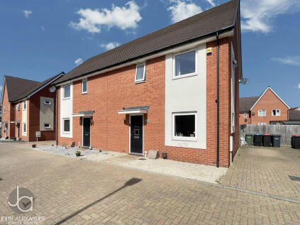 Brown Close, Witham