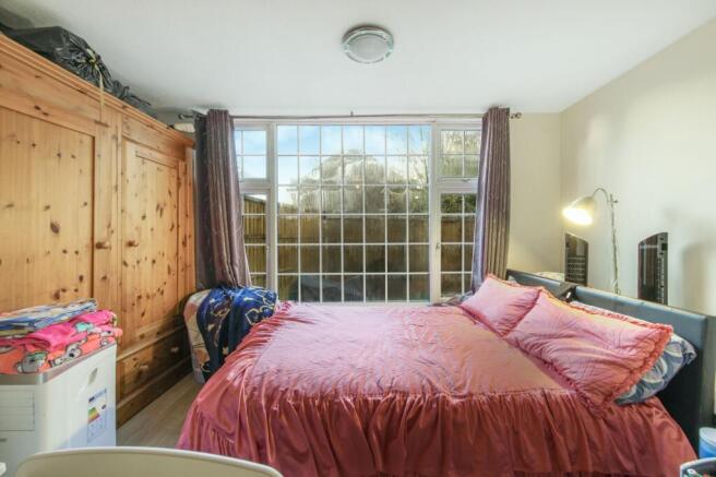 1a, 2 Norbury Avenue - BT8fCDMfnvKOkD5Jdhof