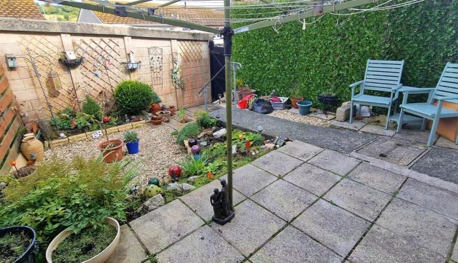 Photo 12
