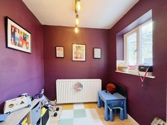 Photo 10