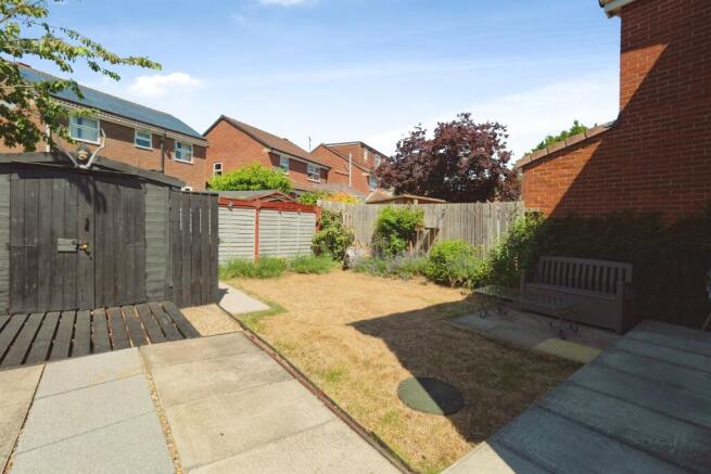 3 bed Semi-Detached for sale Image 12