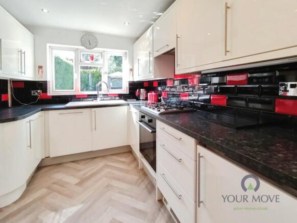 Carlton Crescent, Chatham, Kent, ME5 photo 4