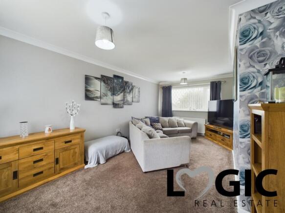 34 Huntwick Crescent  (9)