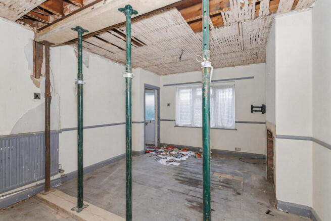 11 Stanton Avenue, Bradville, MK13 7AU