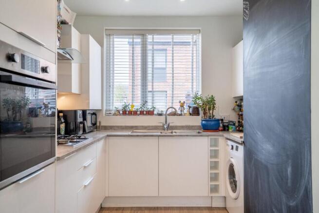 3 bed Semi-Detached for sale Image 5