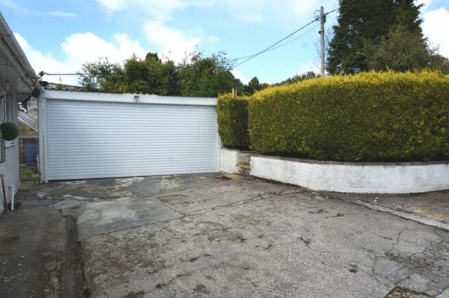 Garage and par...