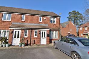 13, Taylor Close, Waterlooville PO7 5GE