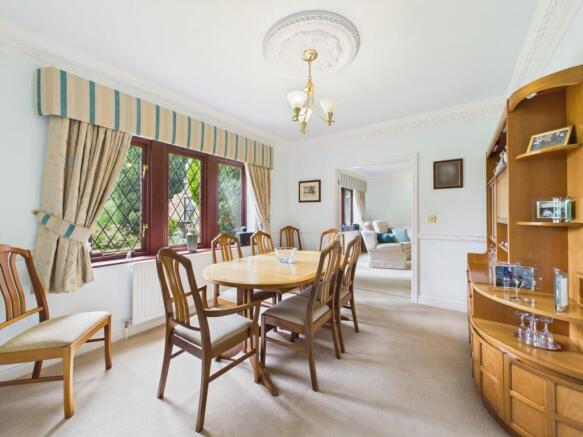 4 bed Detached for sale Image 6