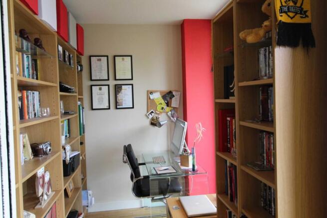 Photo 8