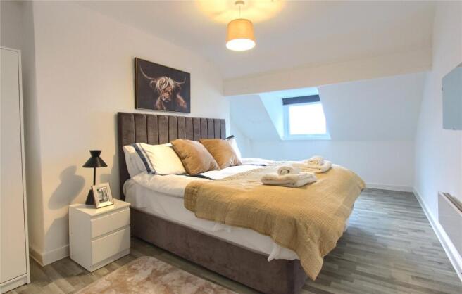 2 bed Flat for sale Image 5