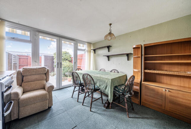 1423083-4-69a8310...