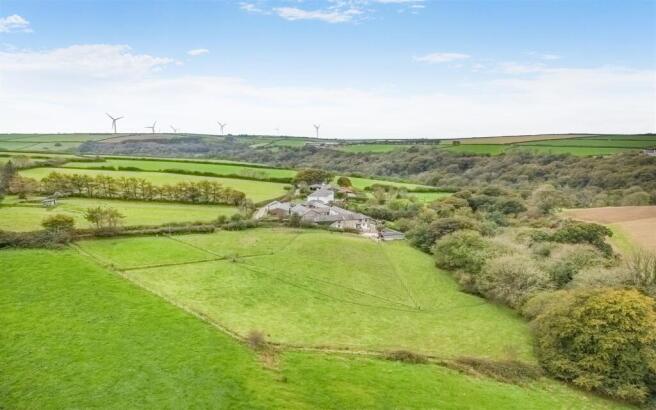 The Land & Outbuildings