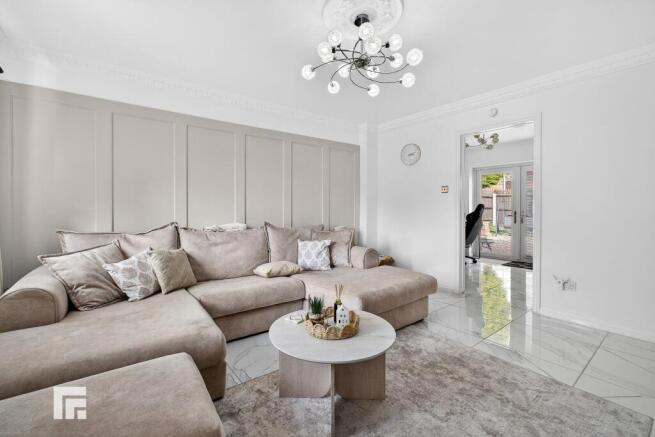 Thistle Close, Barry, CF62 photo 4
