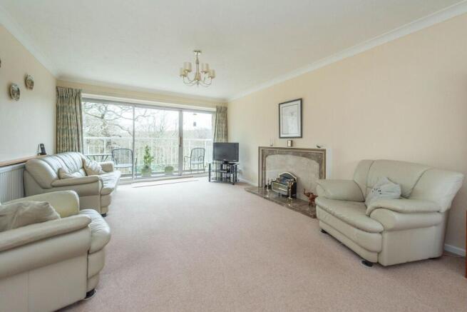 KITCHEN, LOUNGE AND DINING AREA