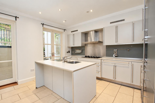 Kitchen (1).png