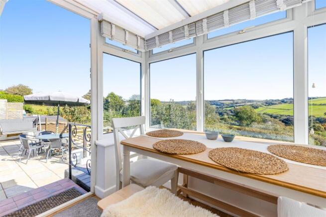 A17 - 13 Town Park, Loddiswell - 250922.jpg