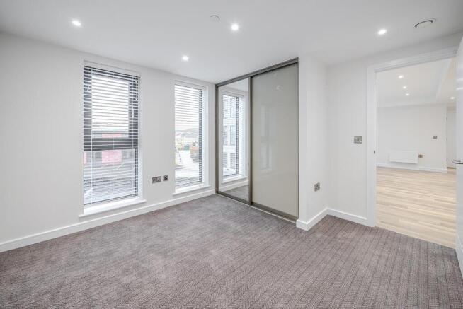 2 bed Flat to rent Image 9