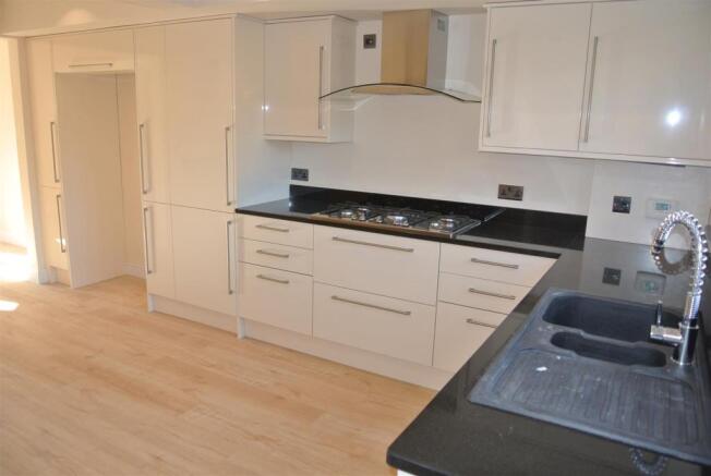 AllSaints130-Kitchen