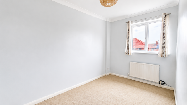3 bed Terraced for sale Image 8
