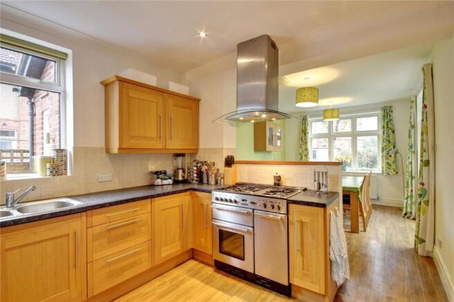 Kitchen/Dining Area