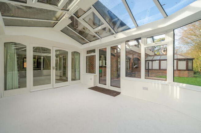 1395352-24-695e43...