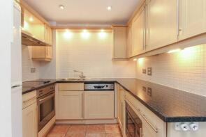 Flat 8, 230 Printworks Apartments, Long Lane, London SE1 4QA