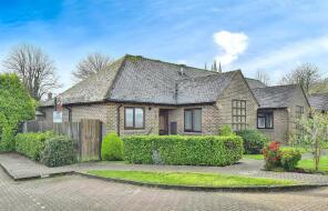11, Eastwell Meadows, Tenterden TN30 6QR