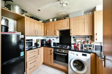 Miles Road, Mitcham