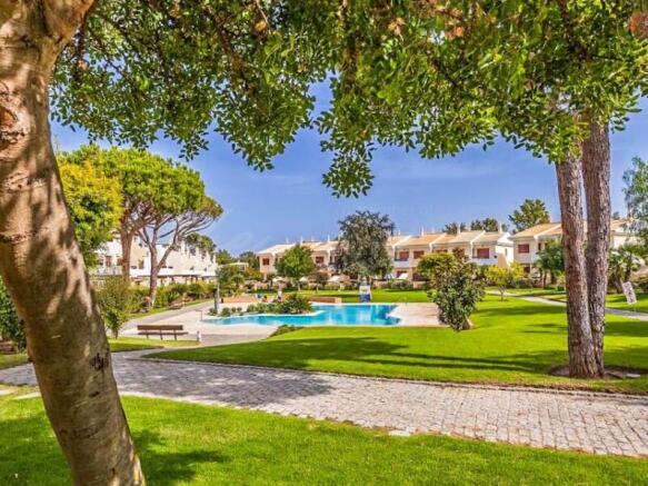 Vilamoura 3 Bed Townhouse in Vila Sol For Sale (2)