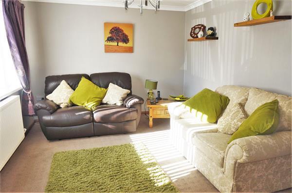 LOUNGE :
