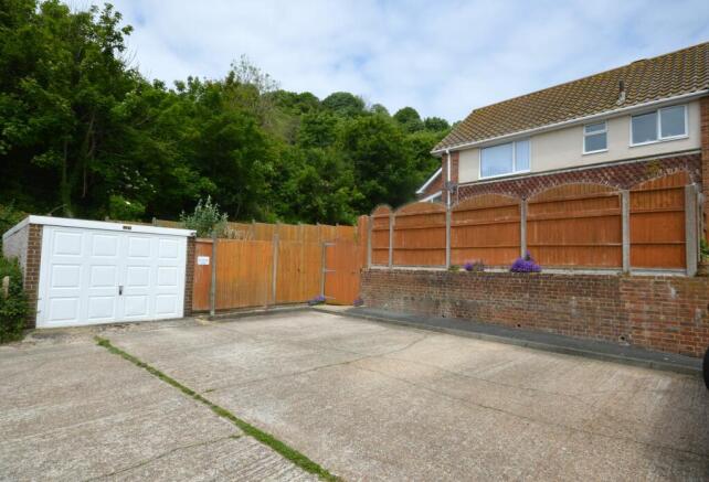 DETACHED GARAGE