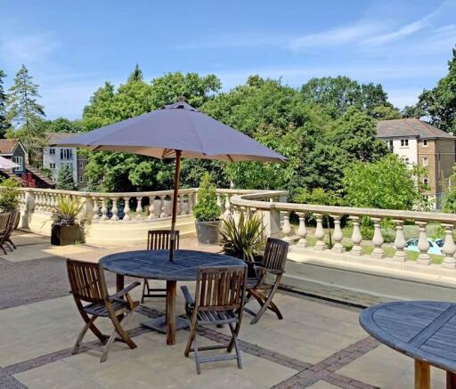 Willicombe Park, Tunbridge Wells, Kent, TN2 photo 5