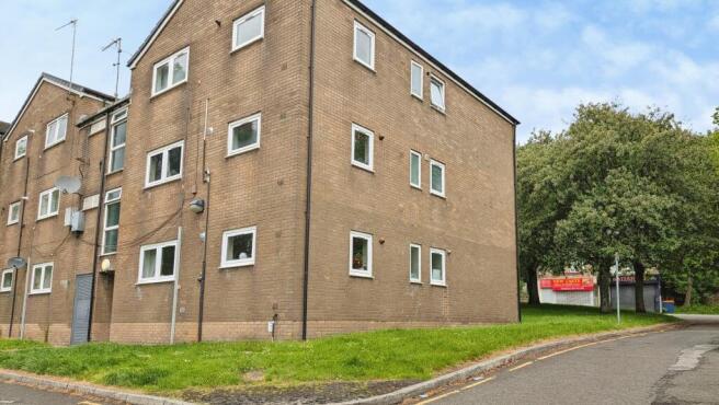 2 bed Apartment for sale Image 11