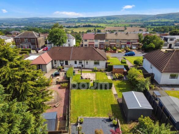 AULDLEA ROAD, BEITH GARDEN IMAGE