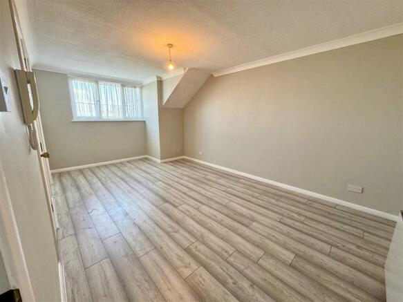 LivingRoom.jpg