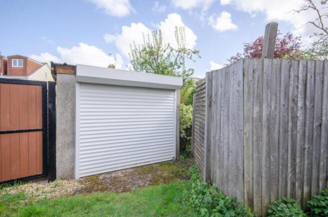Garage.jpg