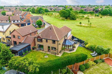 Chertsey Close, North Shoebury, Shoeburyness, Essex, SS3