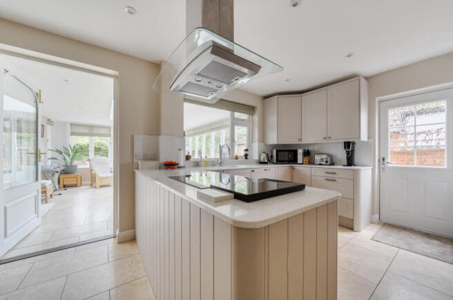 1380427-21-691383...