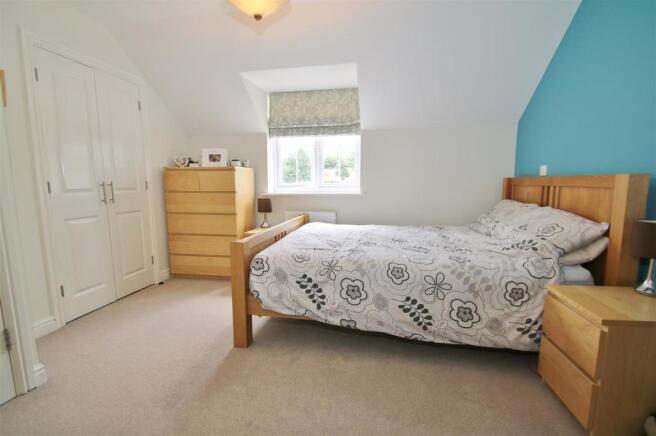 Bedroom 1.JPG