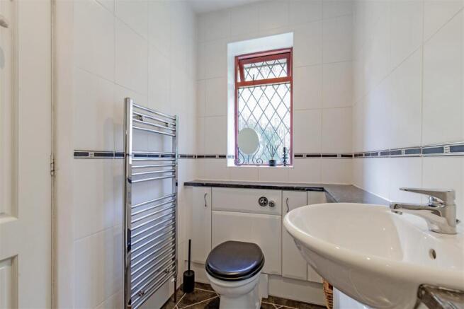 Exquisite En-suite Shower Room