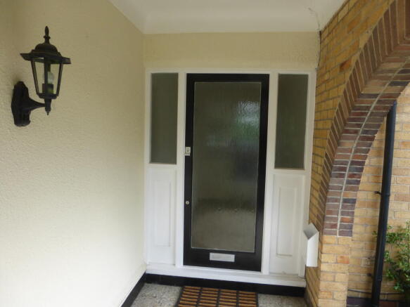 Porch (b)