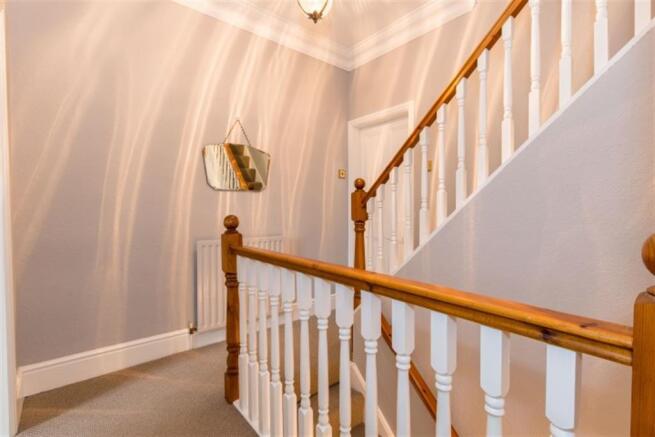 FIRST FLOOR LANDING
