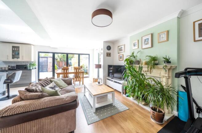 -686bbb11be304-l-1317022-29-6867f613a48c4