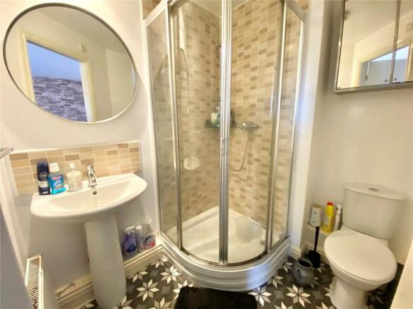 4 bed Town House for sale Image 11