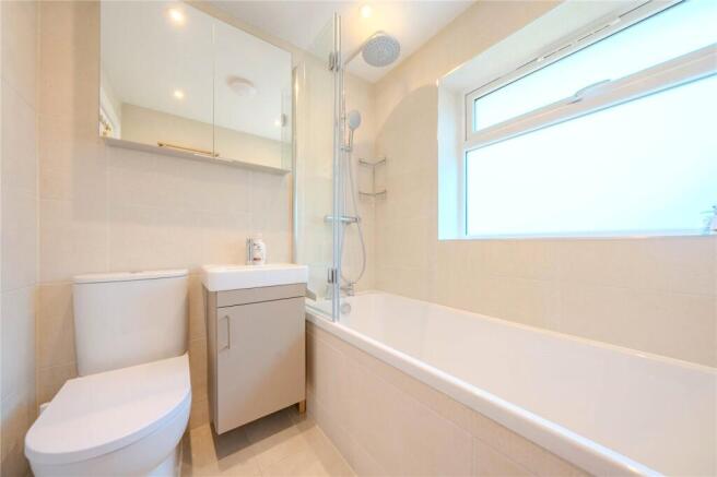 3 bed Semi-Detached for sale Image 6