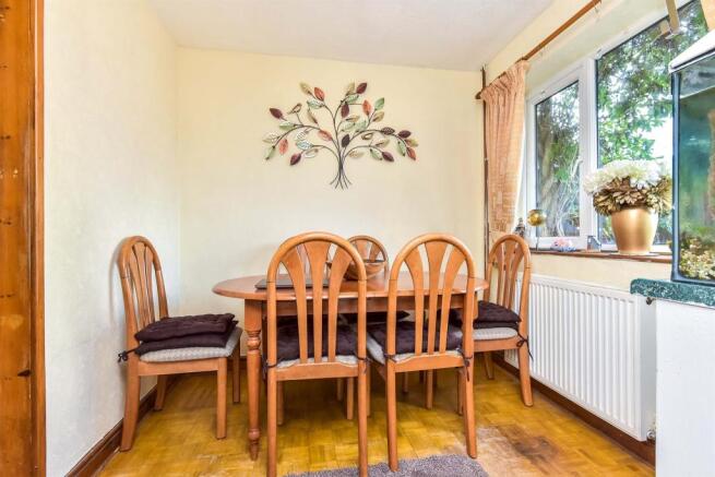 Dining Room: